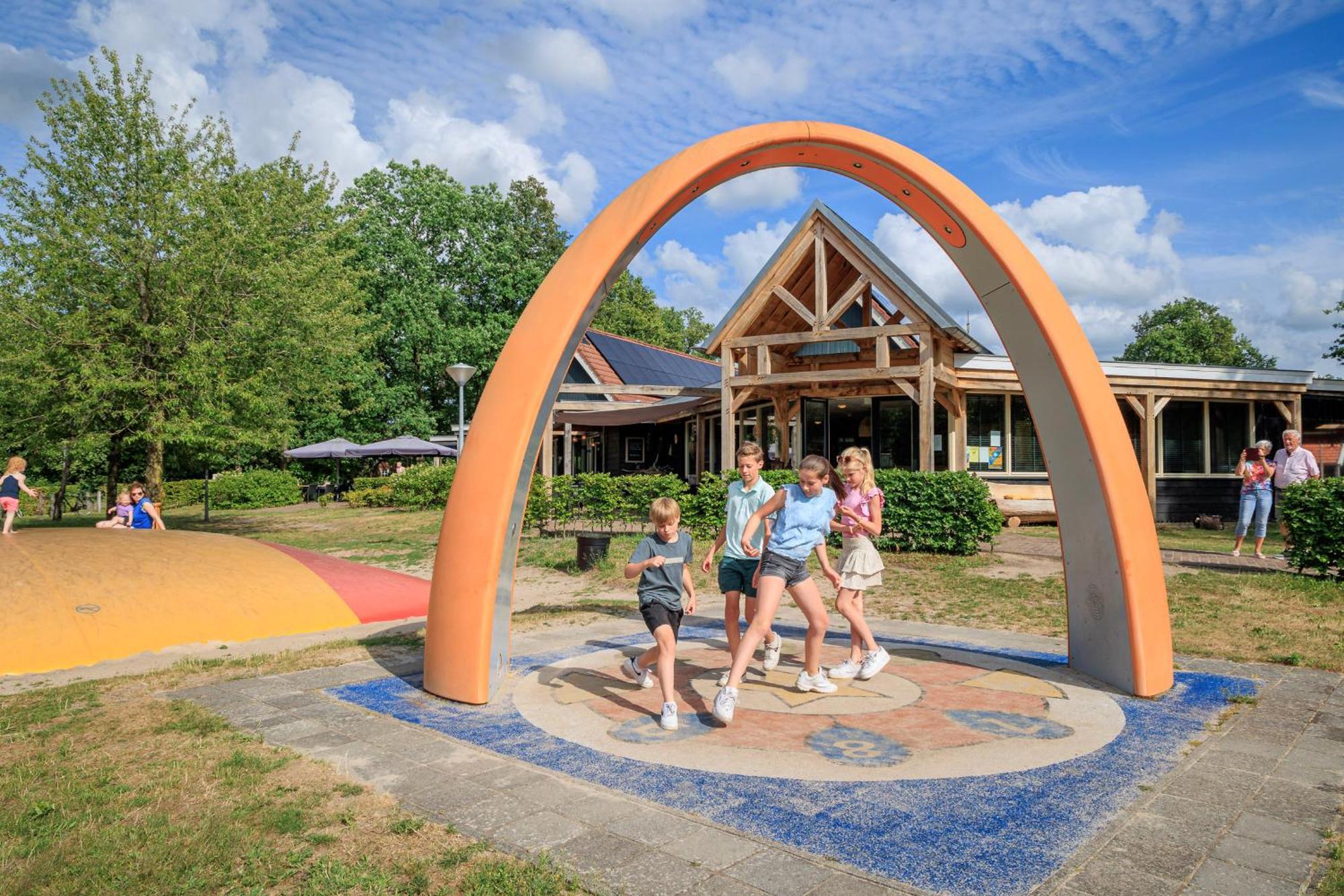 Recreatiepark Kaps Hotel Tubbergen Eksteriør billede